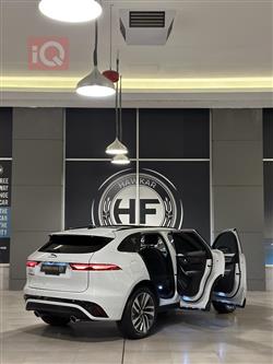 جاگوار F-Pace